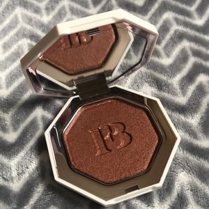 Fenty Killawatt Foil Highlighter